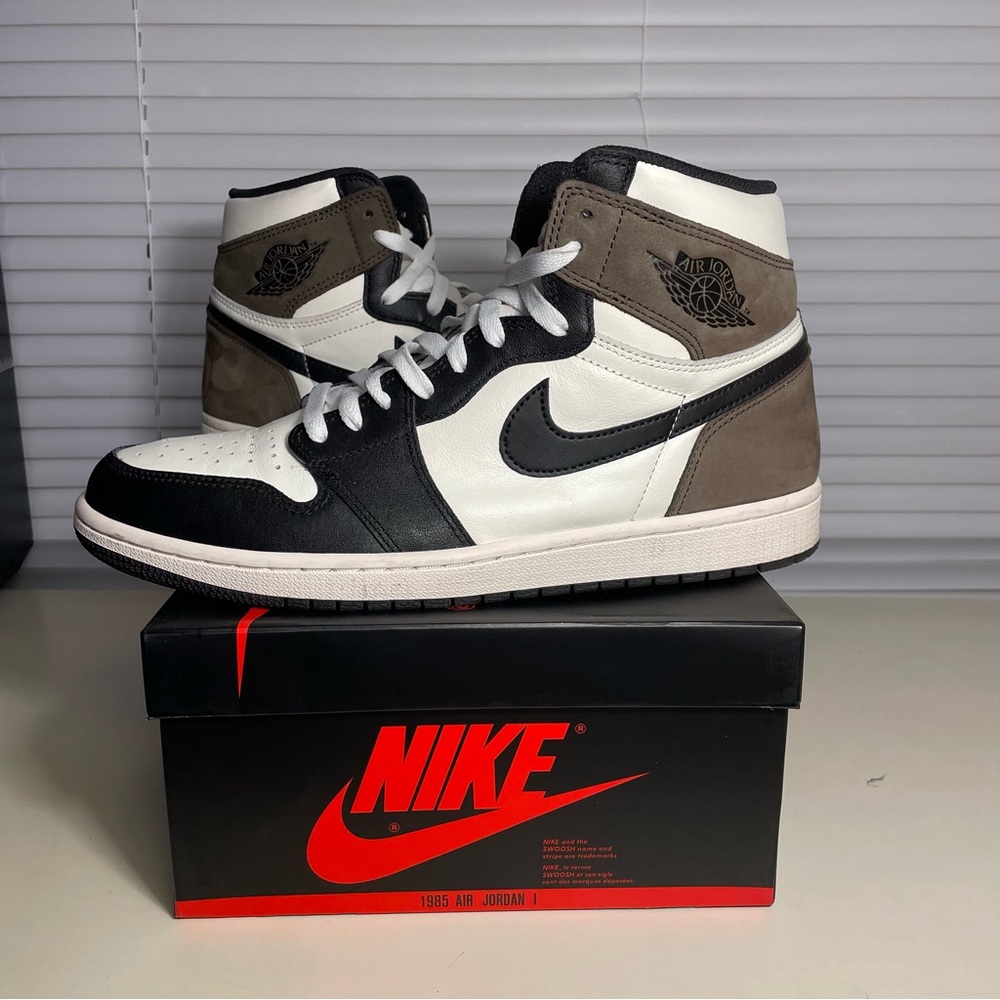 Jordan 1 high dark mocha